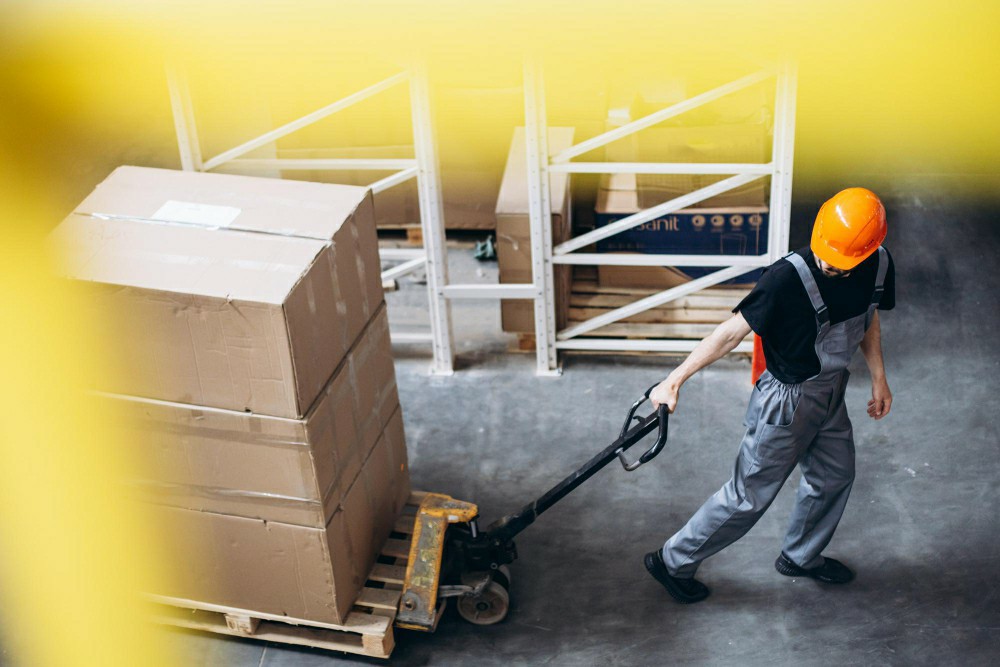 Maximizing Workplace Safety: Free Health and Safety Training for Everyone in Ireland - First Aid Training Article