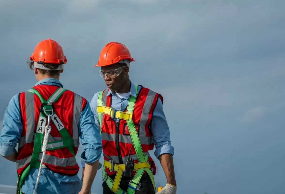 Mastering Safety: The Essential Gear for First Aid Everyone Should Have - First Aid Training Article