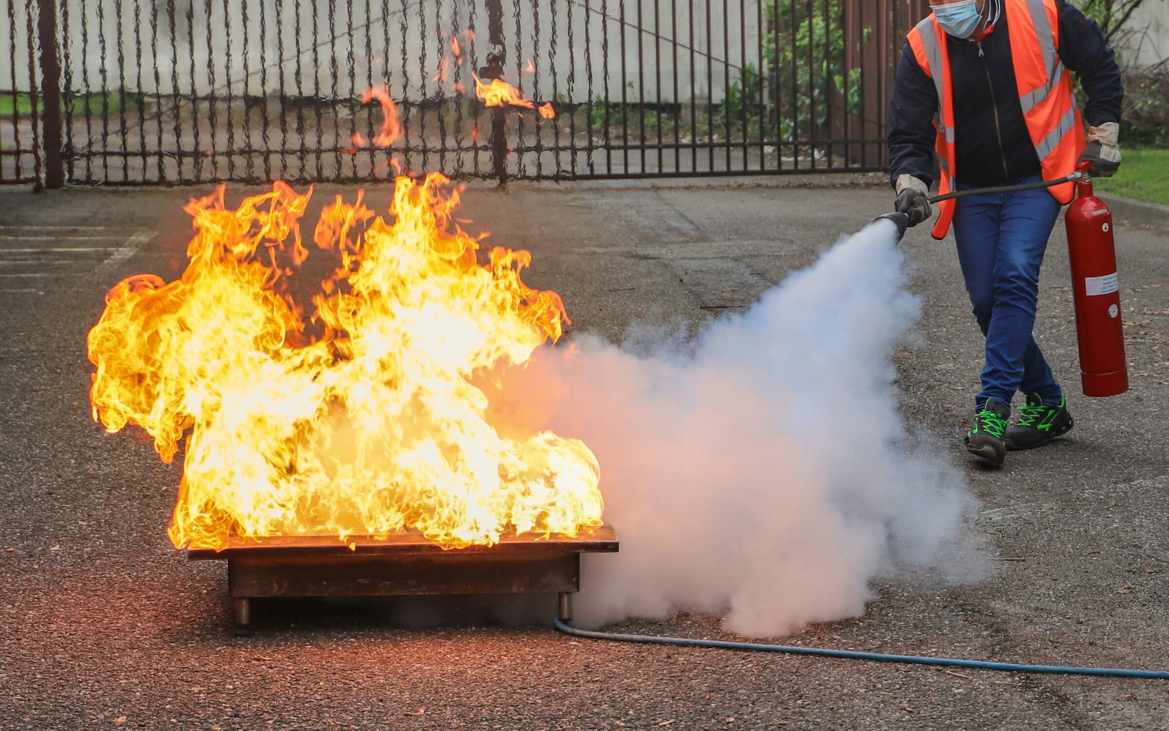 Elevate Workplace Safety: The Crucial Role of First Aid & First Aid Certification - First Aid Training Article