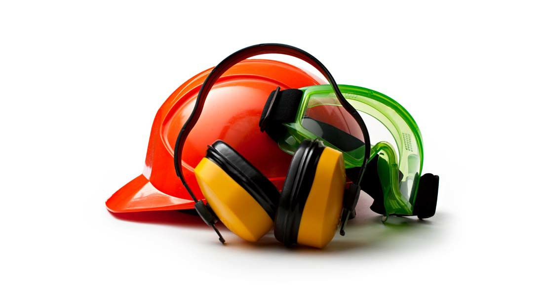 Elevate Workplace Safety: Online PPE Compliance Training for Irish Professionals - First Aid Training Article